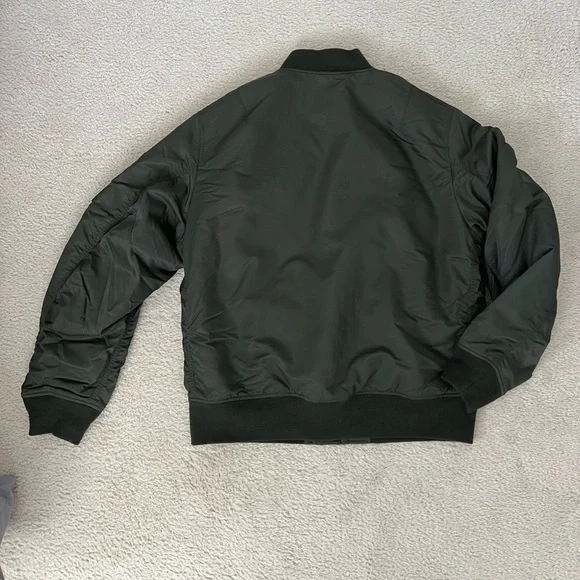 Uniqlo Men's Olive Bomber Jacket - Picture 3 of 12